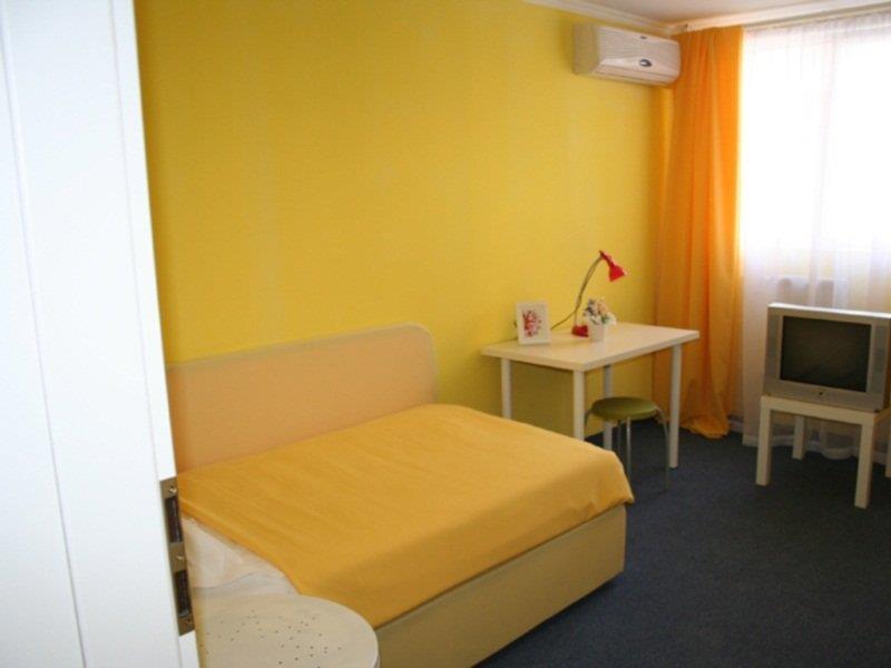 Hotel Nelisse Бухарест Номер фото